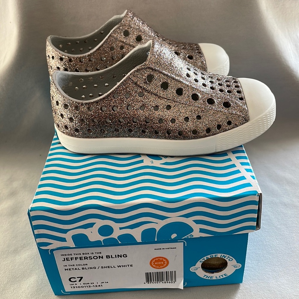 Toddler Native size 7